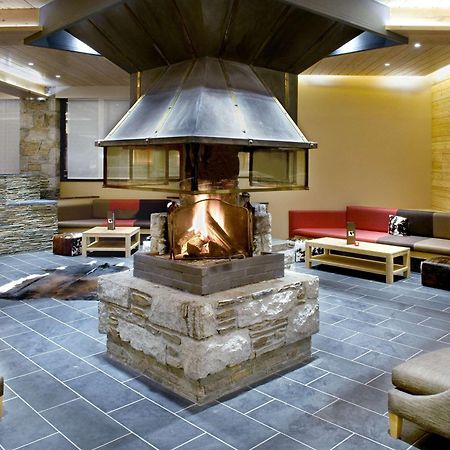 Mercure Saint-Lary Екстер'єр фото