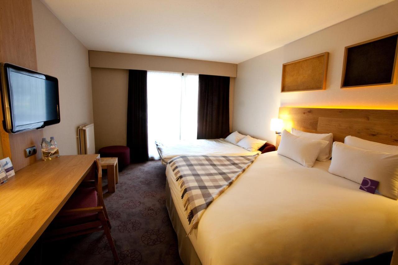 Mercure Saint-Lary Екстер'єр фото
