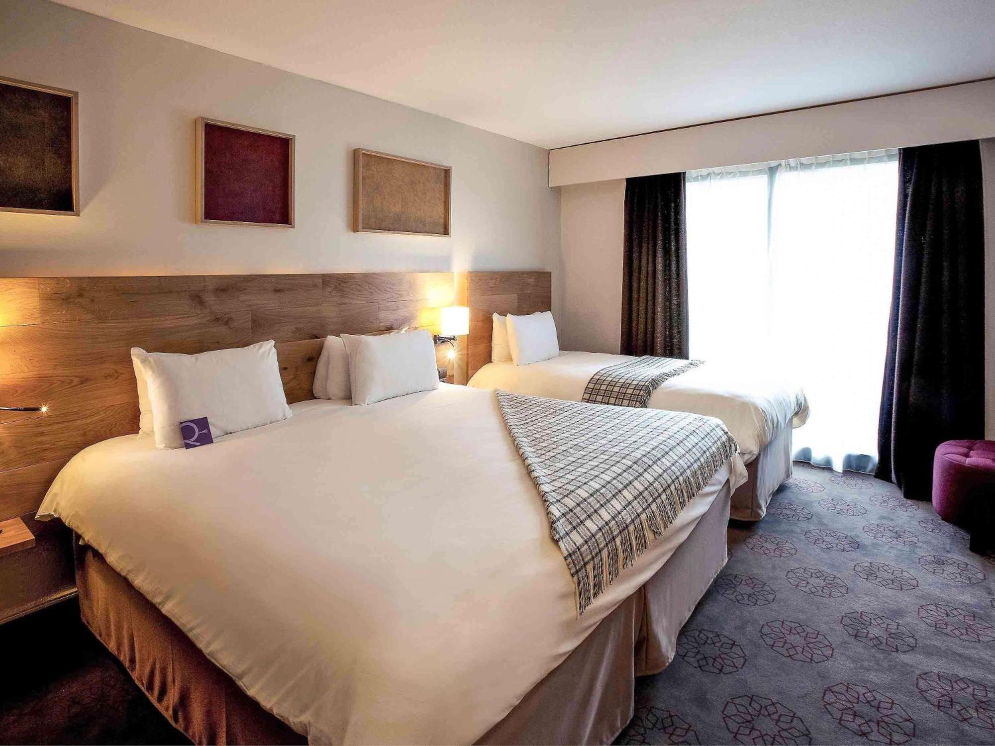 Mercure Saint-Lary Екстер'єр фото
