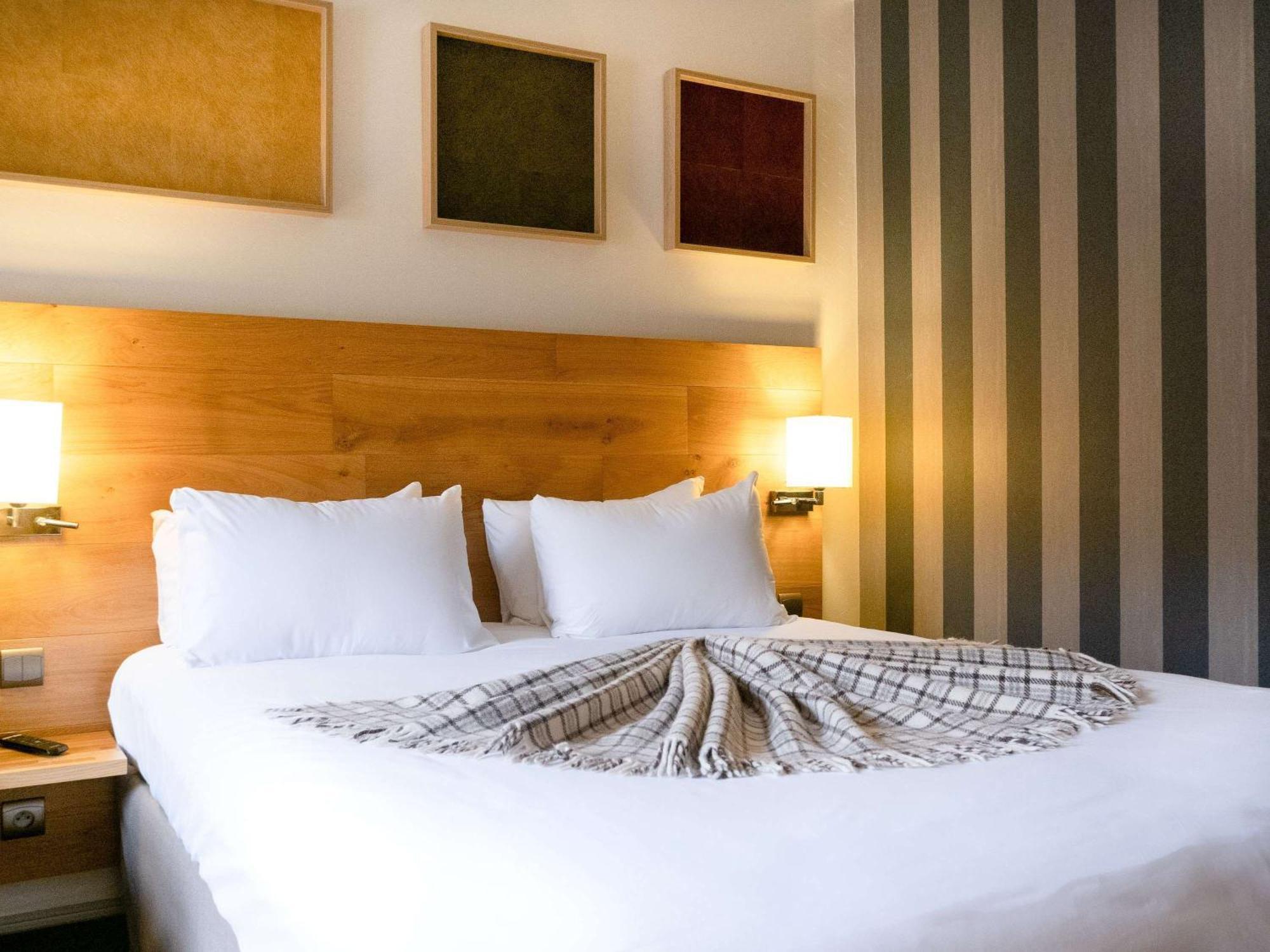 Mercure Saint-Lary Екстер'єр фото