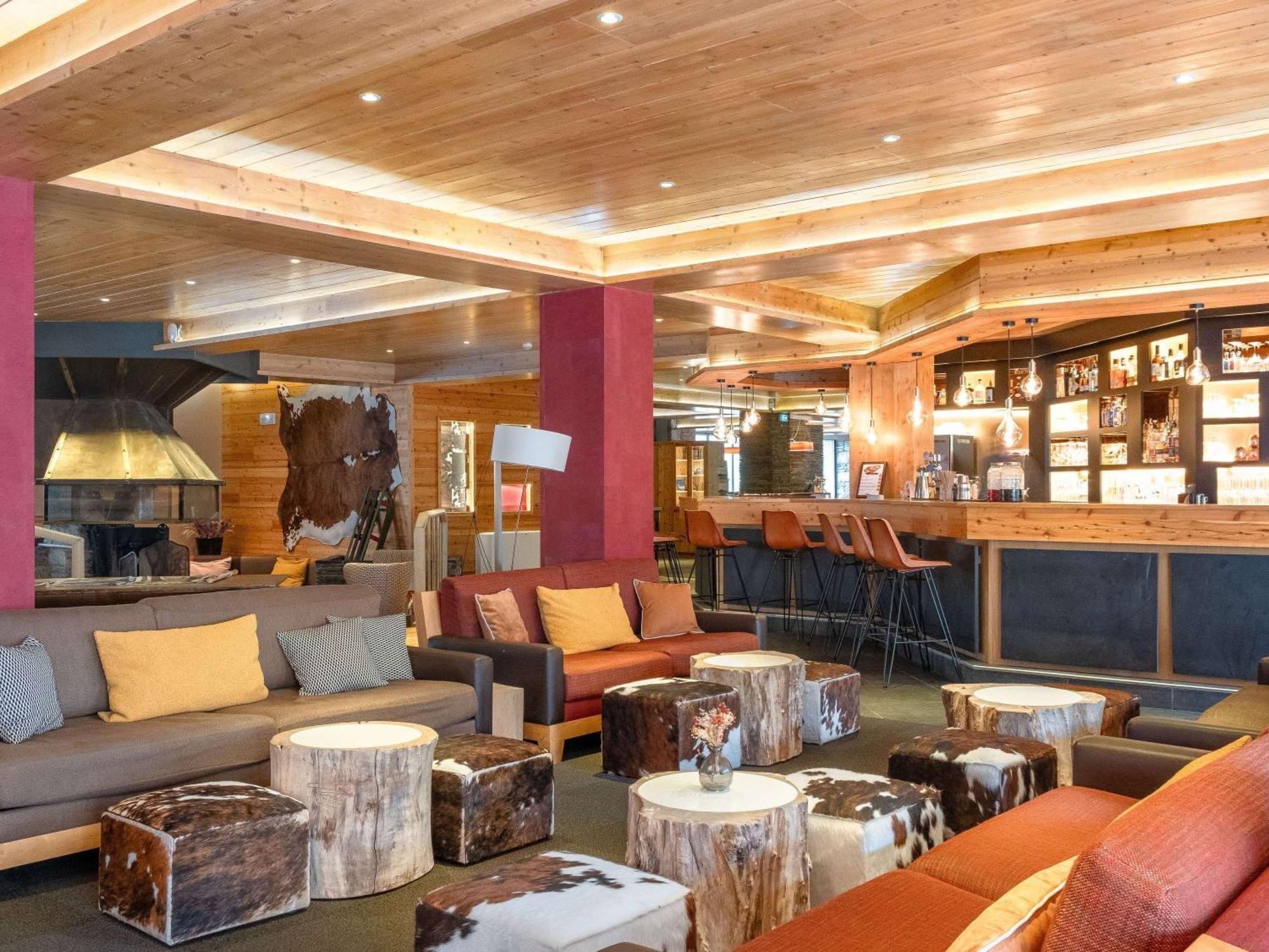 Mercure Saint-Lary Екстер'єр фото