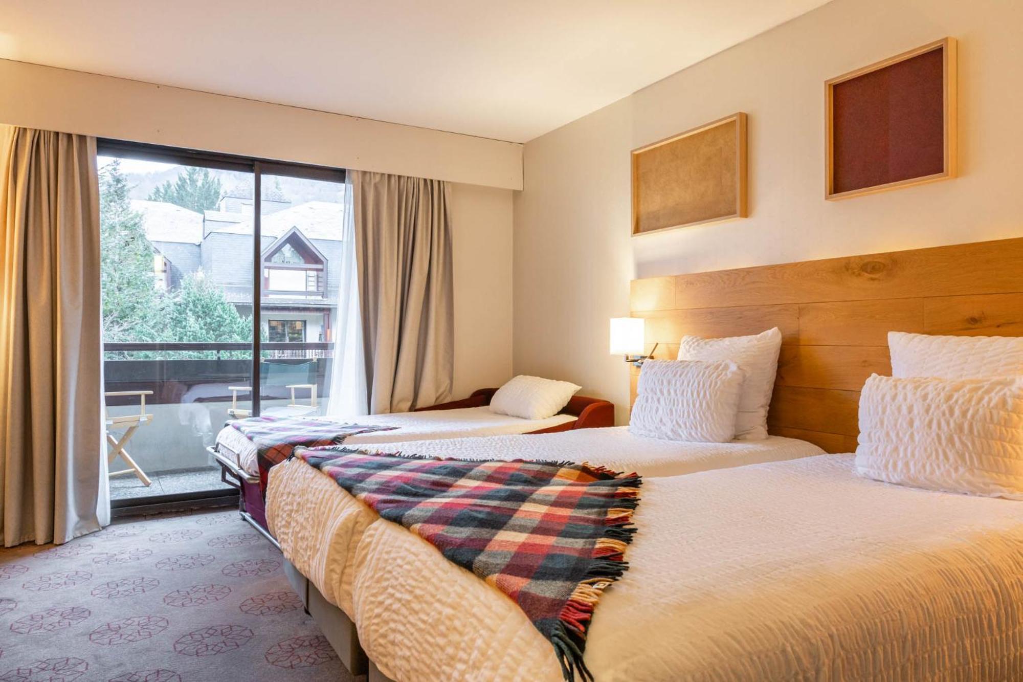 Mercure Saint-Lary Екстер'єр фото